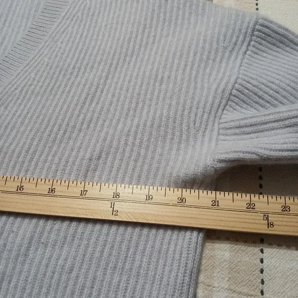 Boden Women's Blue 100% Cashmere Rib Knit Cardigan Size Small - Picture 7 of 9